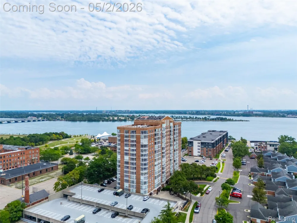 250 E Harbortown Drive #404 Detroit City, MI 48207