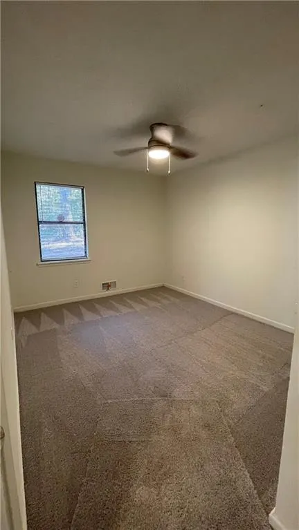 111 Doves Ln Griffin, GA 30223