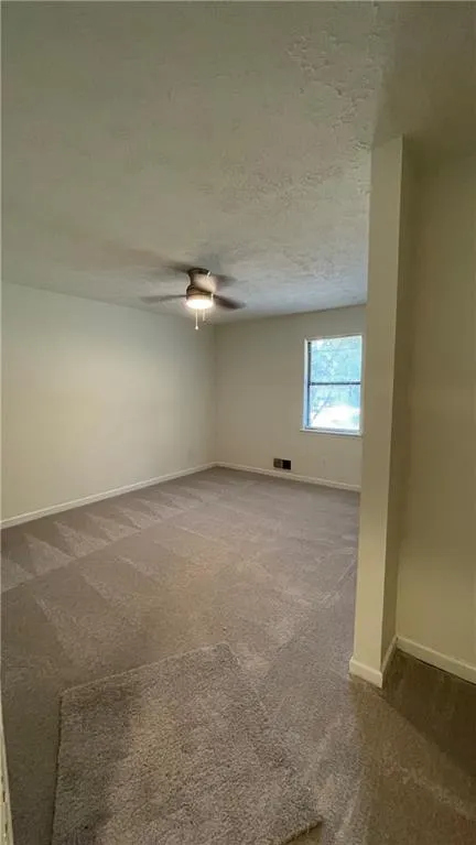 111 Doves Ln Griffin, GA 30223