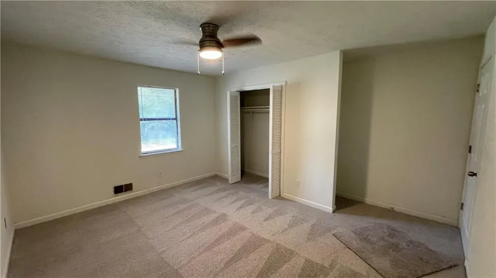 111 Doves Ln Griffin, GA 30223