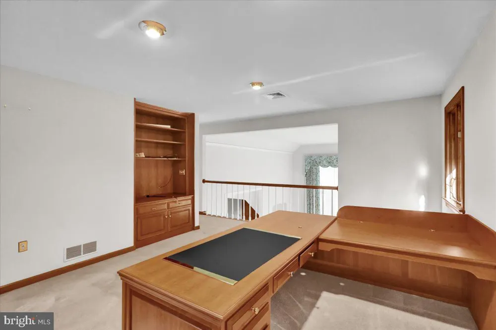 34 HESSIAN BOULEVARD Reading, PA 19607