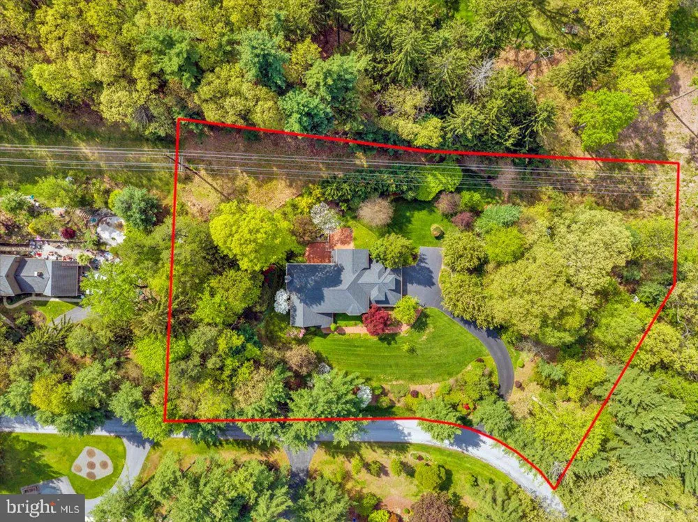 34 HESSIAN BOULEVARD Reading, PA 19607