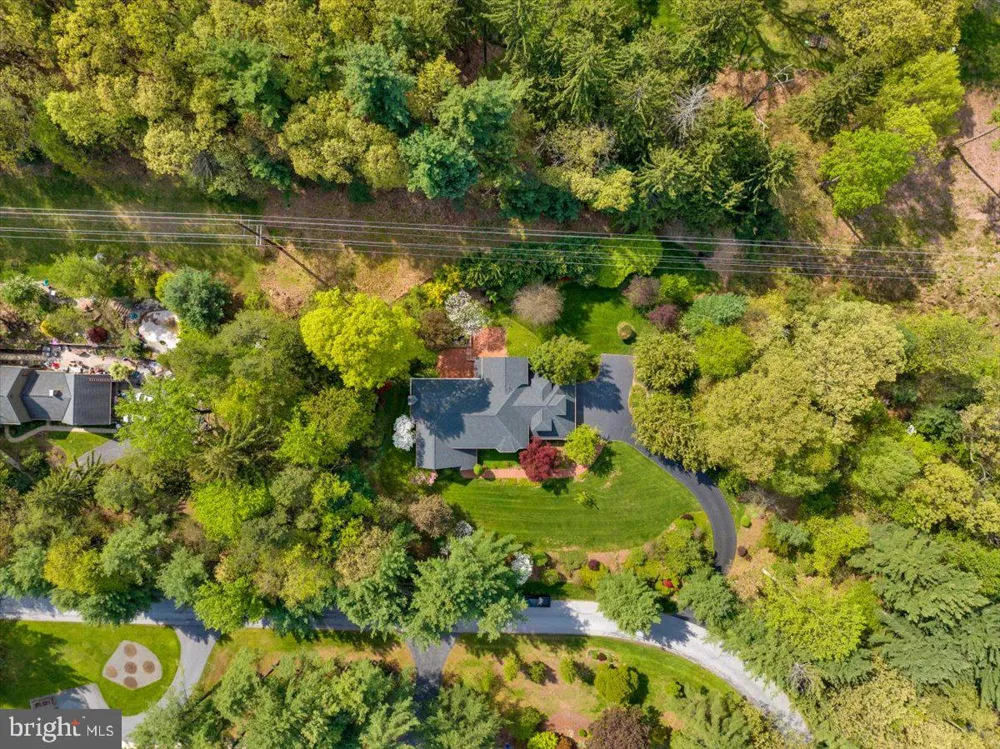 34 HESSIAN BOULEVARD Reading, PA 19607