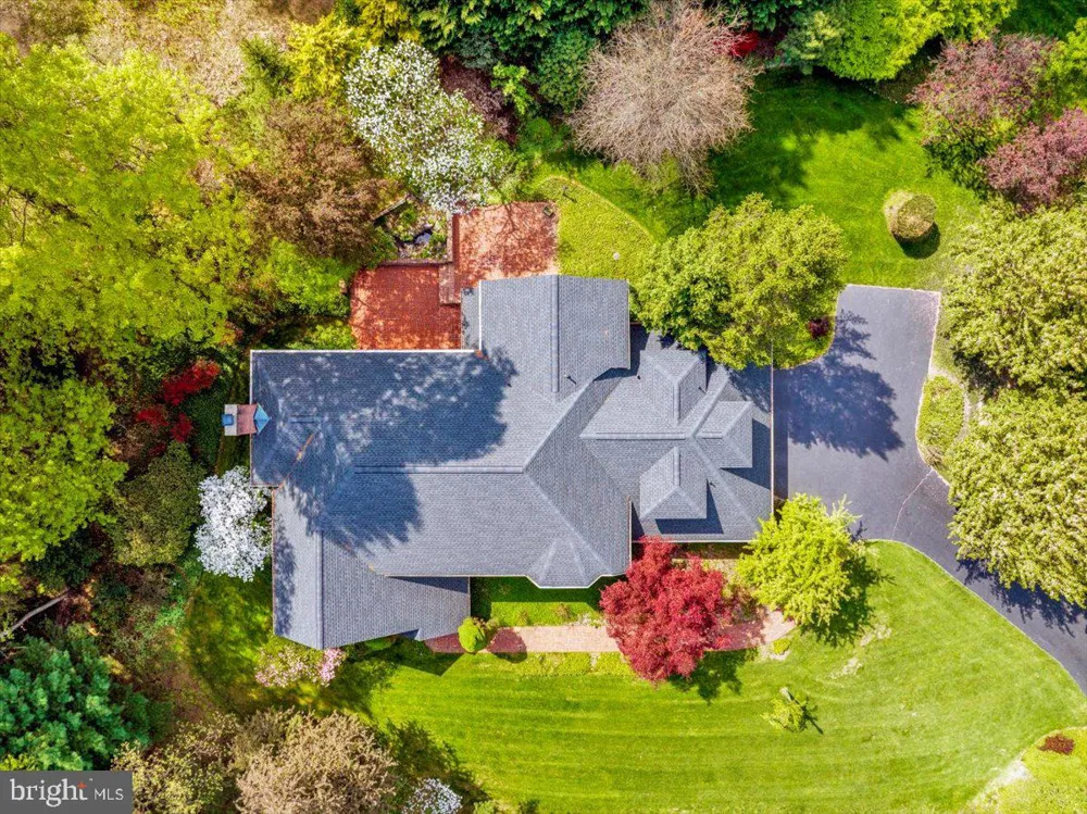 34 HESSIAN BOULEVARD Reading, PA 19607