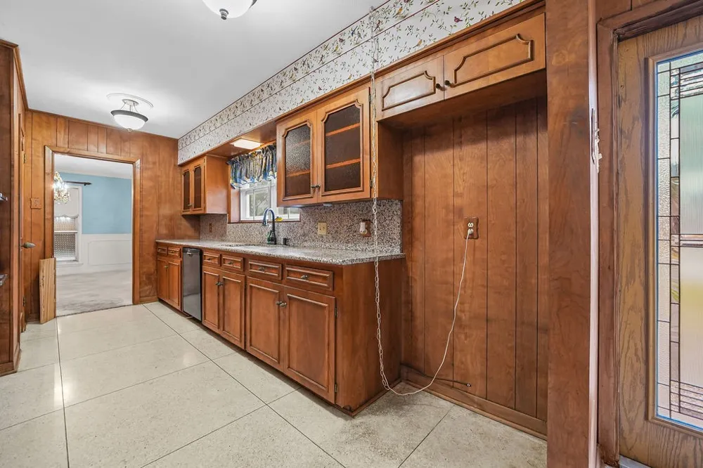 638 Retama Avenue Taft, TX 78390