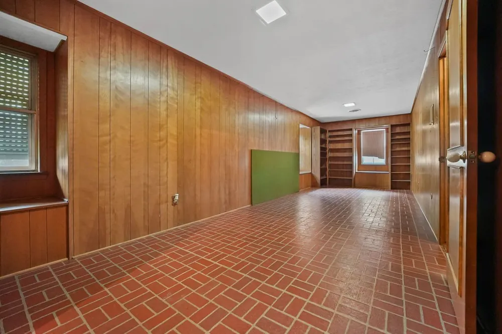 638 Retama Avenue Taft, TX 78390