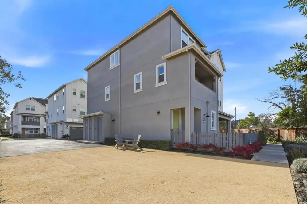 18207 Rebollo Lane Morgan Hill, CA 95037