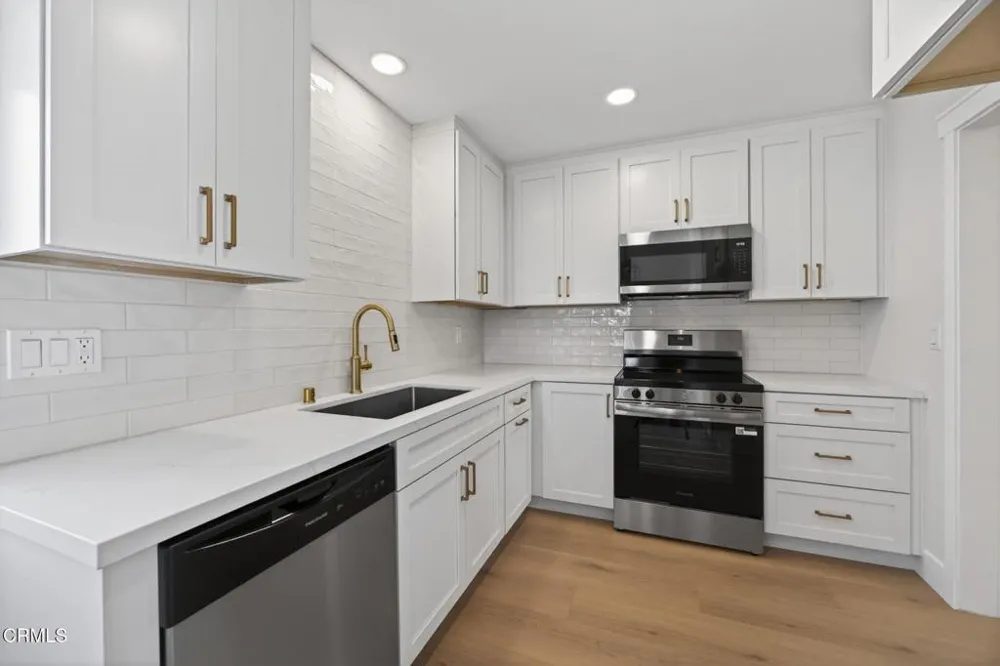 151 W Bay Boulevard Port Hueneme, CA 93041