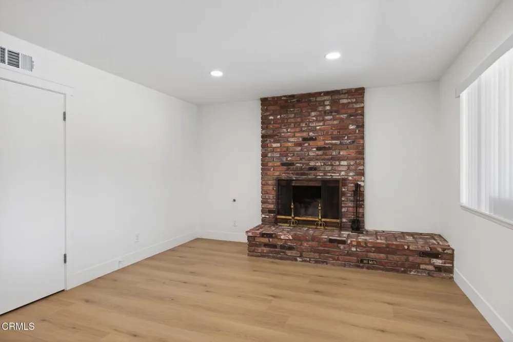 151 W Bay Boulevard Port Hueneme, CA 93041