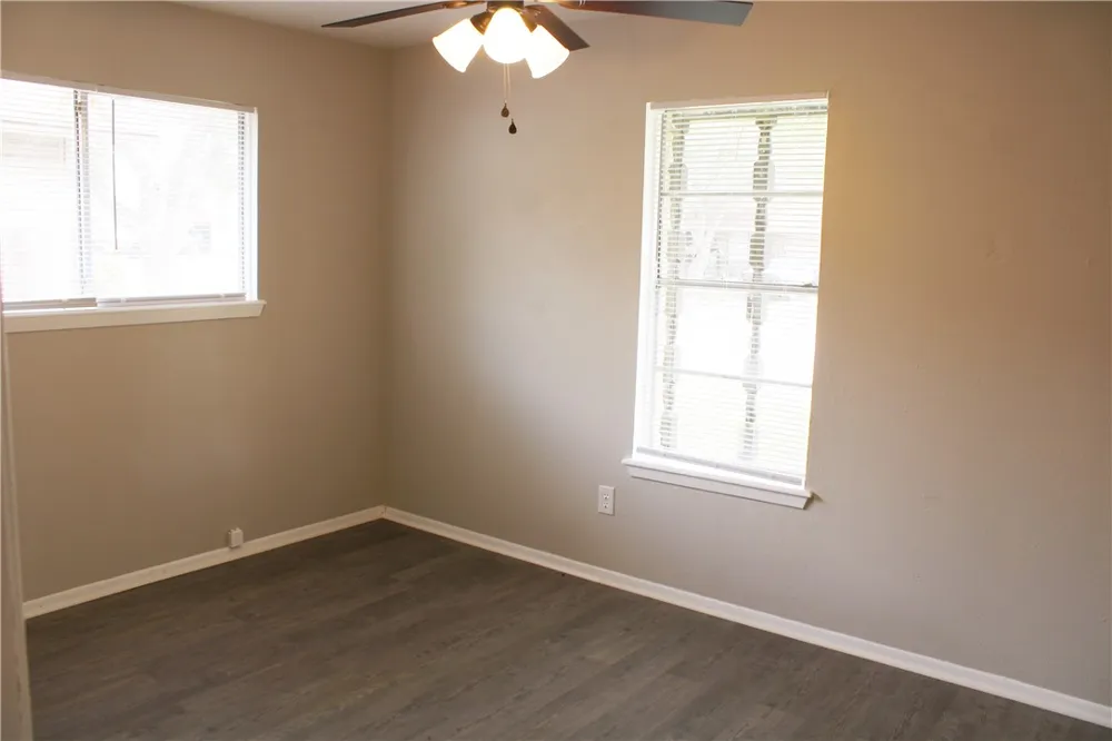 230 Birchwood Kingsville, TX 78363