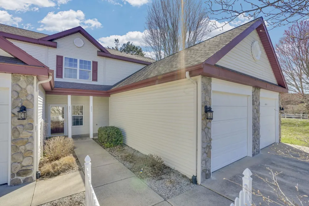 895 Meadowview Court Cadillac City, MI 49601