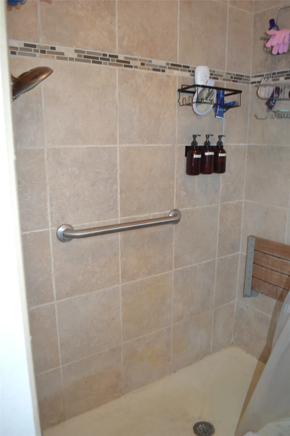 3202 Travis Cameron, TX 76520