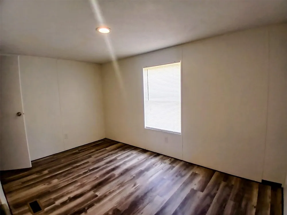 715 Windwood Drive Livingston, TX 77351
