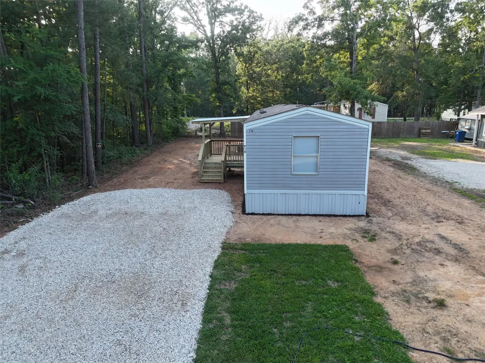 715 Windwood Drive Livingston, TX 77351
