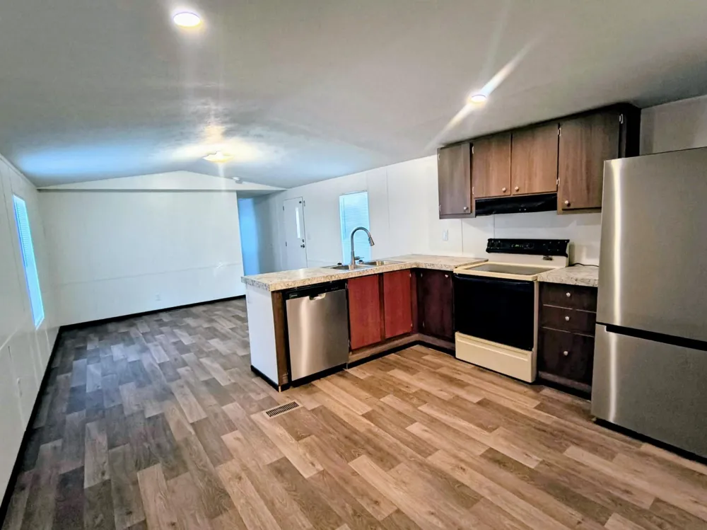 715 Windwood Drive Livingston, TX 77351