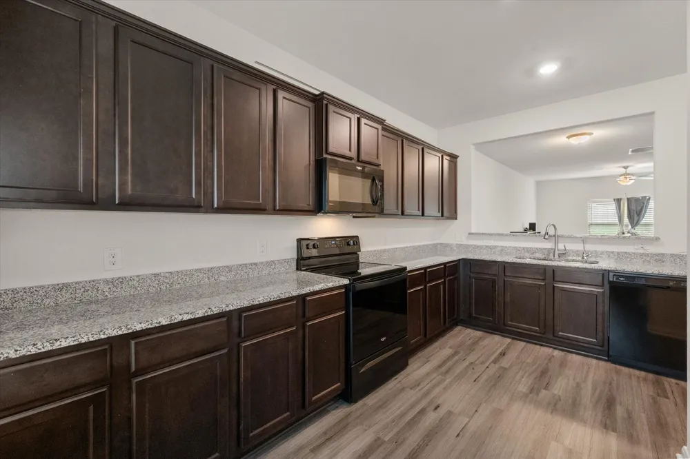14373 Wrangler Way Dallas, TX 75253