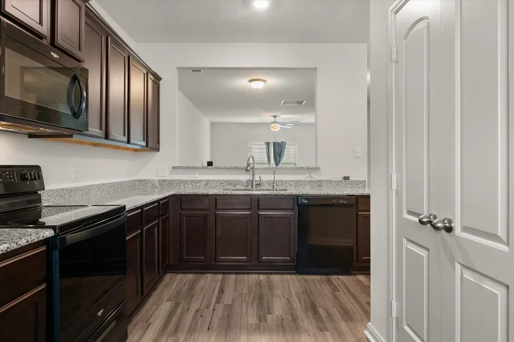 14373 Wrangler Way Dallas, TX 75253