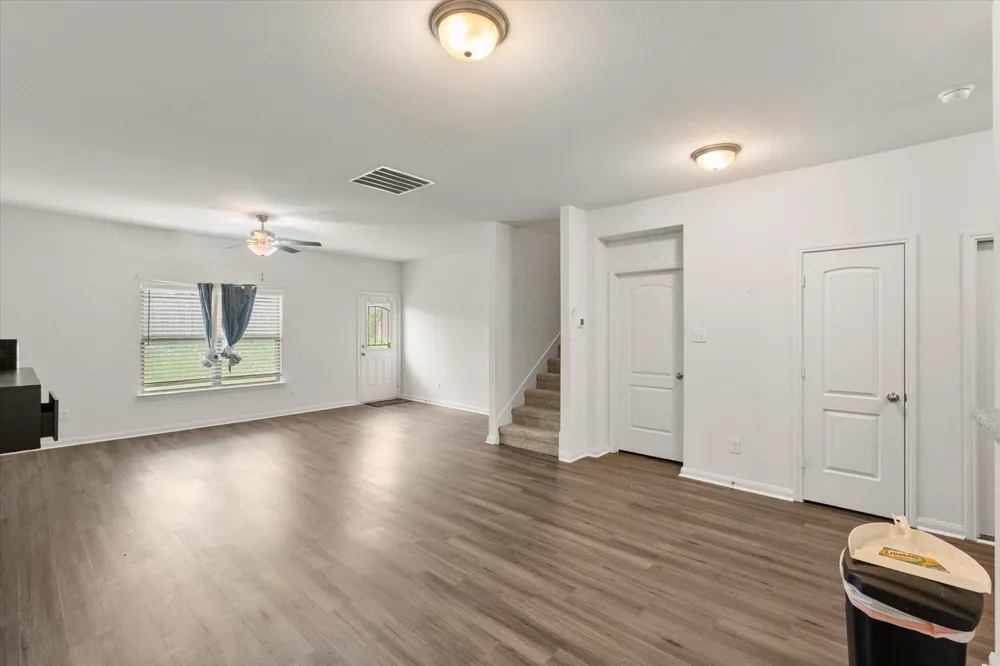 14373 Wrangler Way Dallas, TX 75253