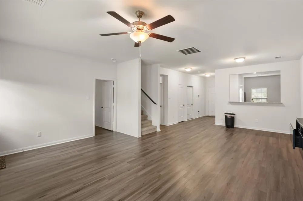 14373 Wrangler Way Dallas, TX 75253
