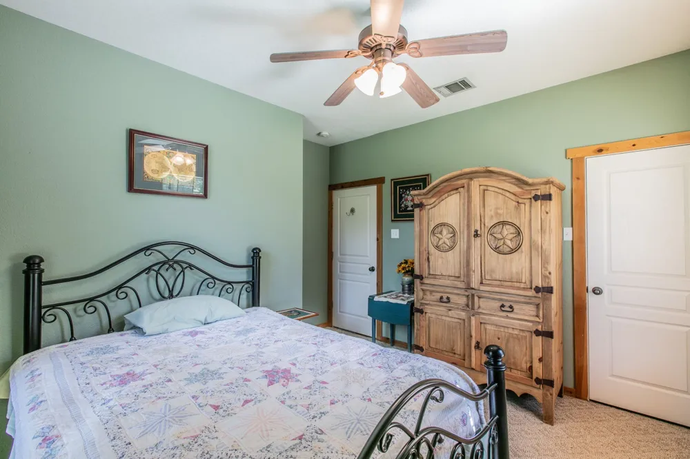 5636 Fm 56 Clifton, TX 76634