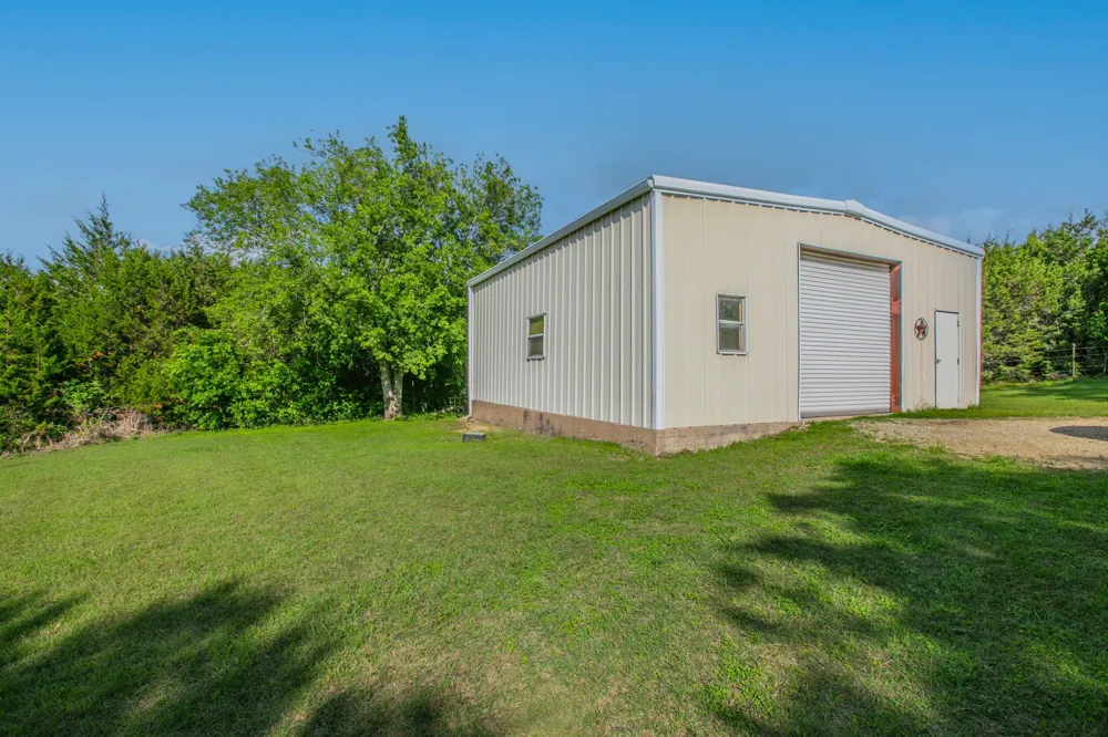 5636 Fm 56 Clifton, TX 76634