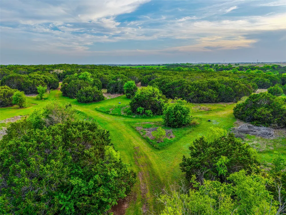 5636 Fm 56 Clifton, TX 76634