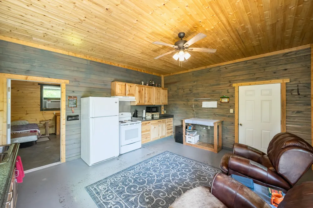 694 Lick Creek Boat Dock Loop Parsons, TN 38363