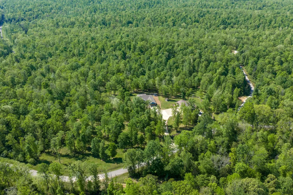 694 Lick Creek Boat Dock Loop Parsons, TN 38363