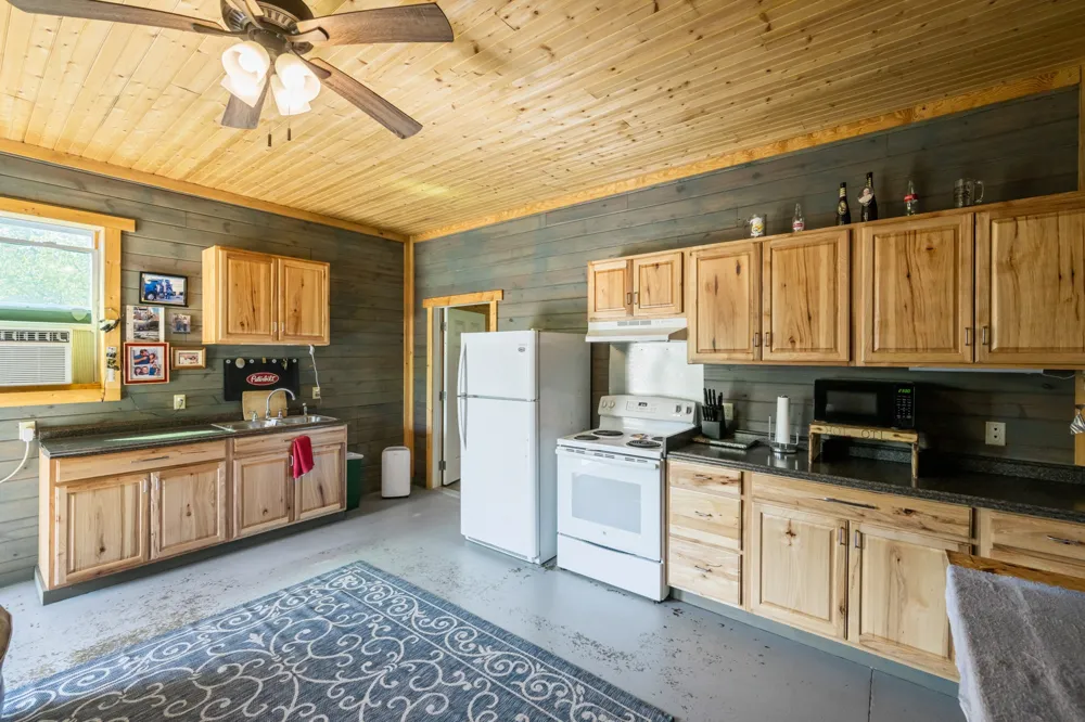 694 Lick Creek Boat Dock Loop Parsons, TN 38363