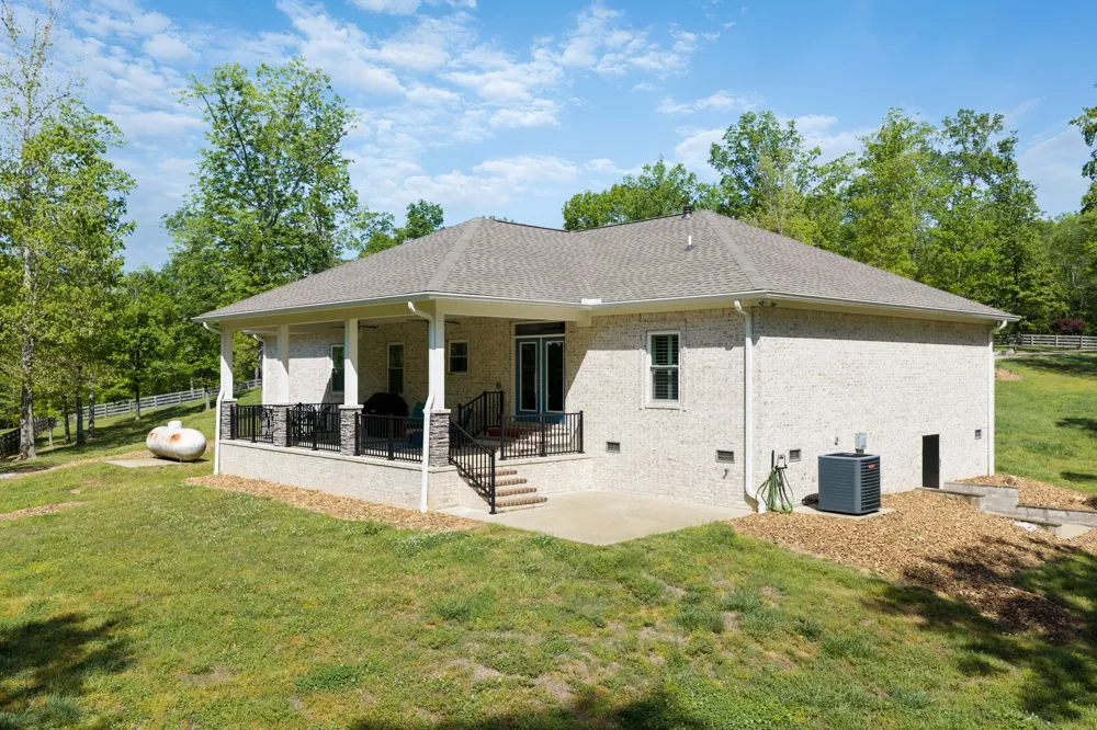 694 Lick Creek Boat Dock Loop Parsons, TN 38363