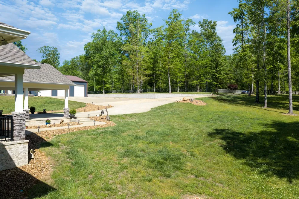 694 Lick Creek Boat Dock Loop Parsons, TN 38363