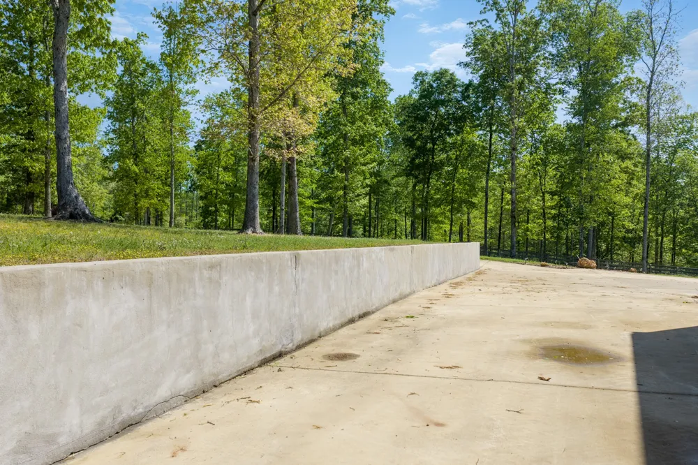 694 Lick Creek Boat Dock Loop Parsons, TN 38363