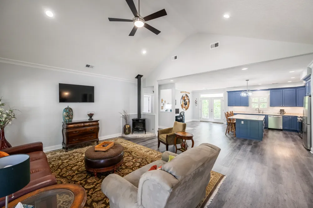 694 Lick Creek Boat Dock Loop Parsons, TN 38363