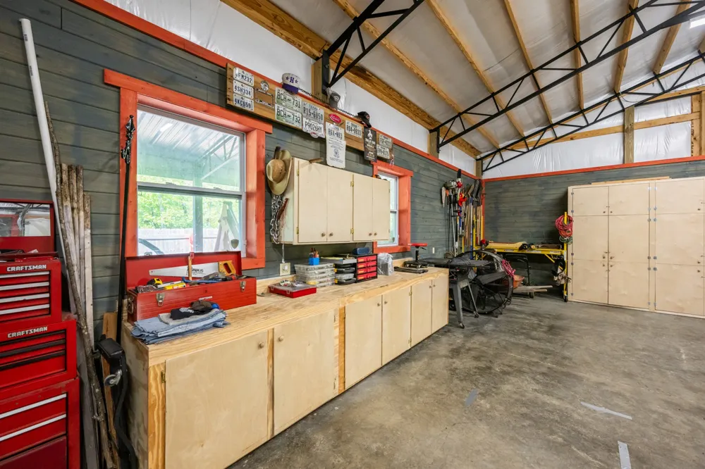 694 Lick Creek Boat Dock Loop Parsons, TN 38363