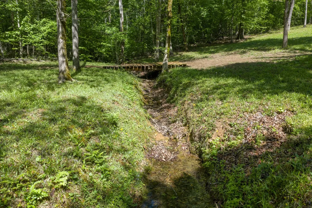 694 Lick Creek Boat Dock Loop Parsons, TN 38363
