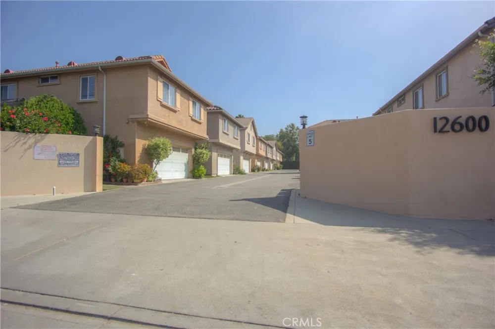12600 San Fernando #121 Sylmar, CA 91342
