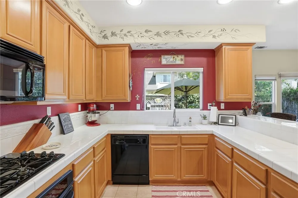 2344 Timsbury Way Santa Maria, CA 93455