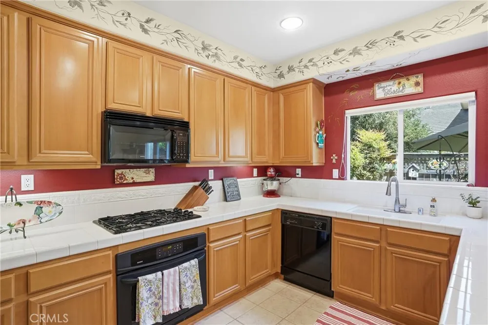 2344 Timsbury Way Santa Maria, CA 93455