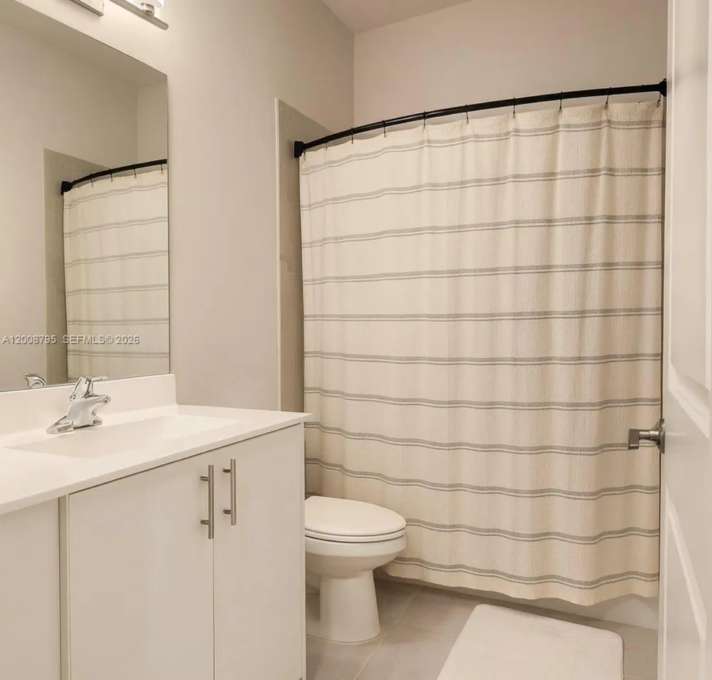20478 NW 4th Ct Miami Gardens, FL 33169