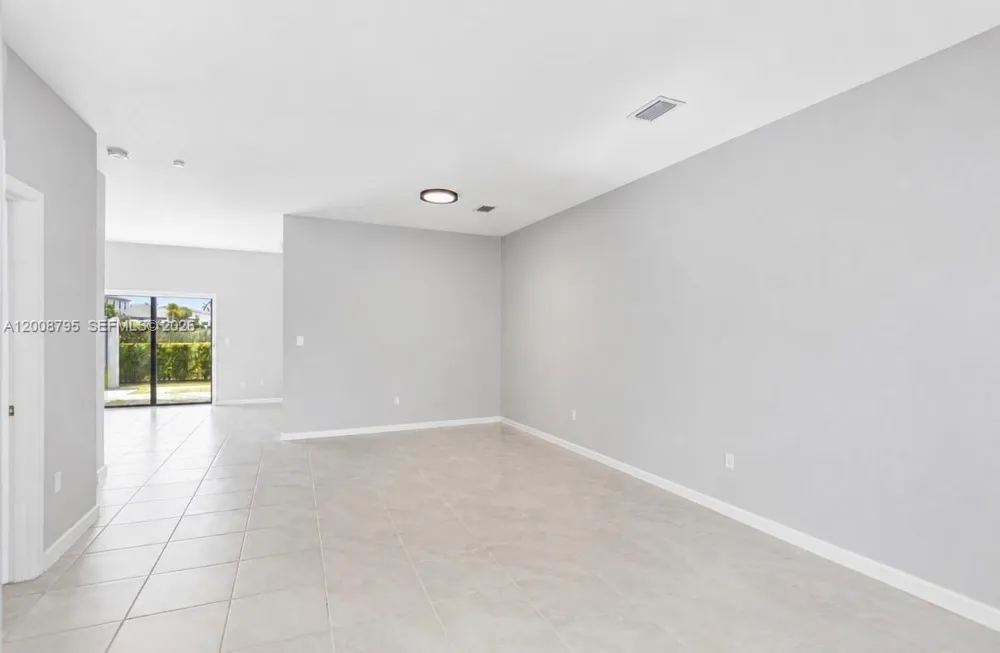 20478 NW 4th Ct Miami Gardens, FL 33169