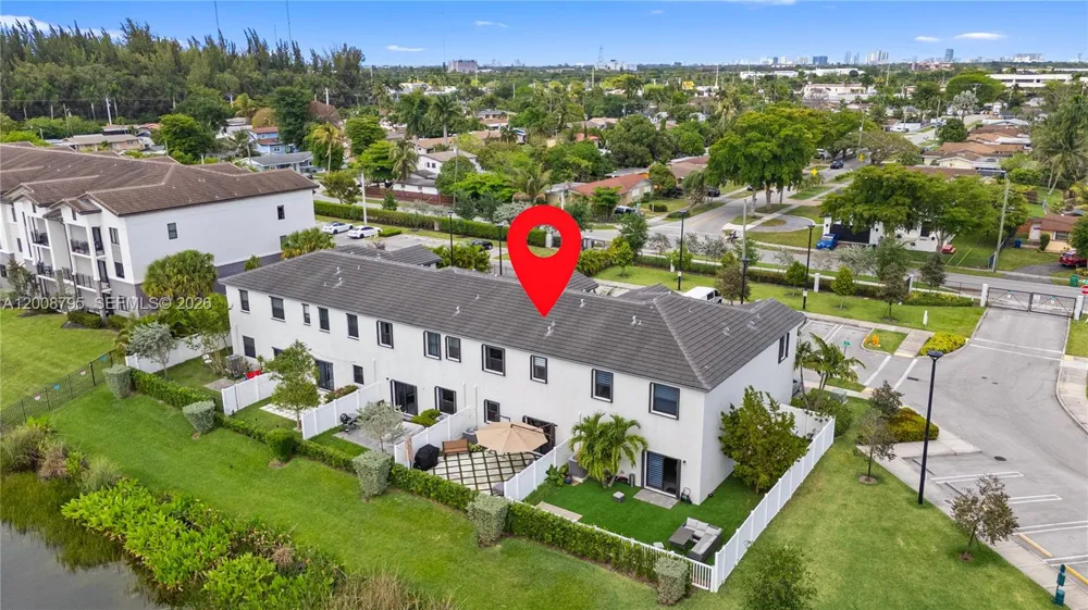 20478 NW 4th Ct Miami Gardens, FL 33169