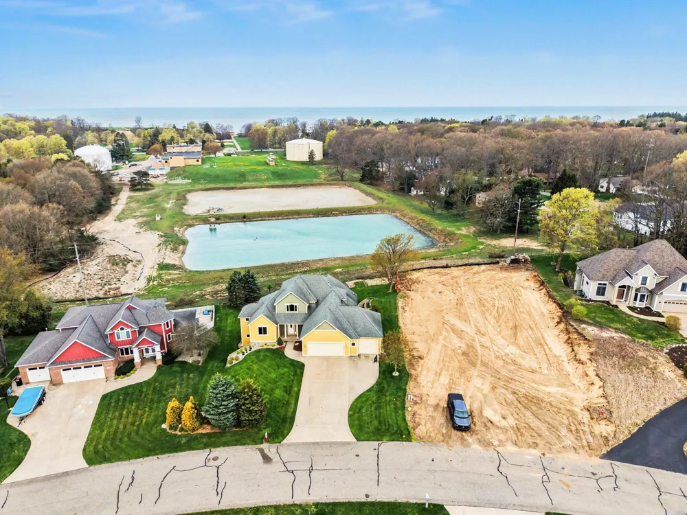 2213 Bristol Street Park Township, MI 49424