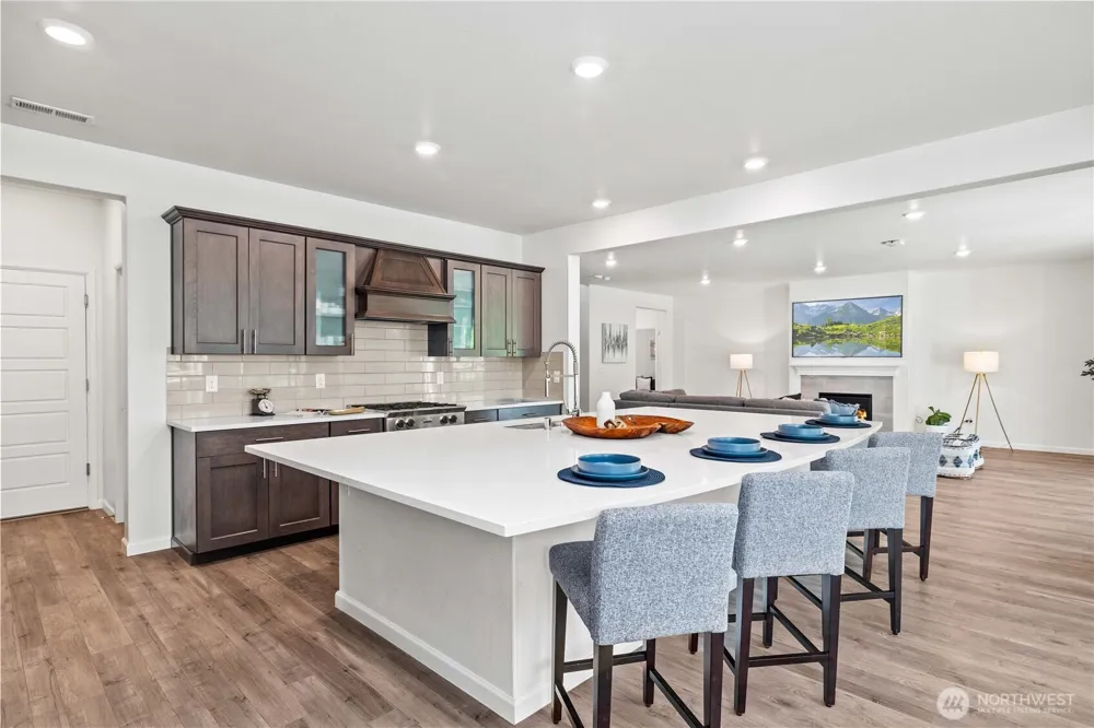 32943 Ash Avenue SE Black Diamond, WA 98010