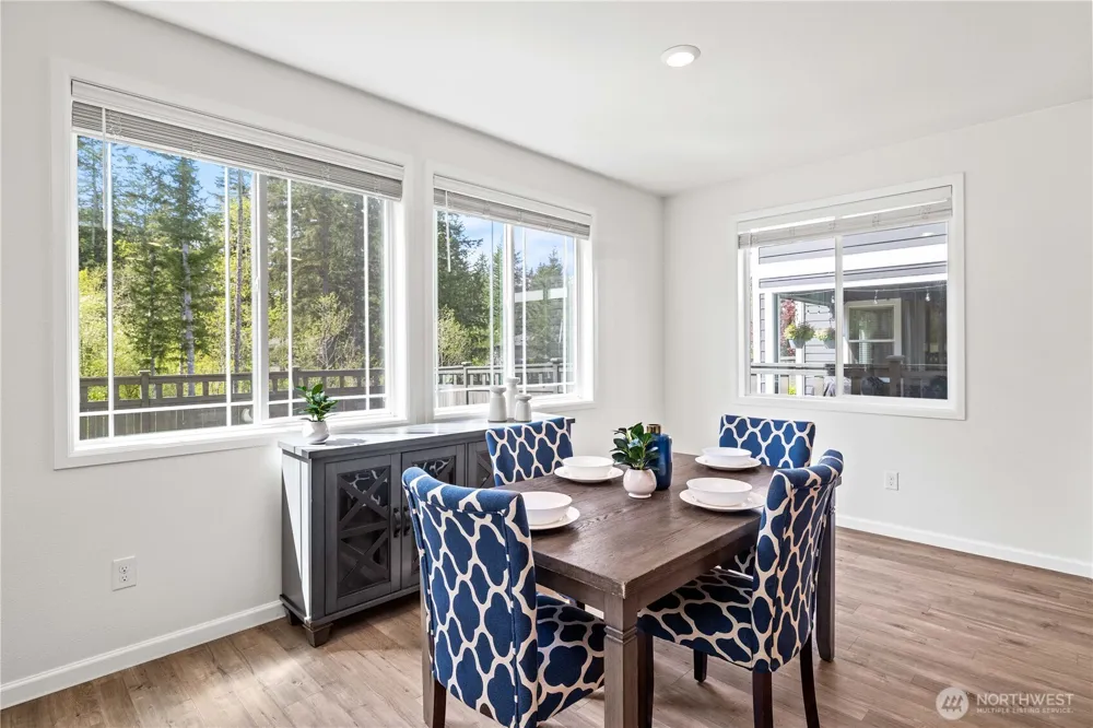 32943 Ash Avenue SE Black Diamond, WA 98010