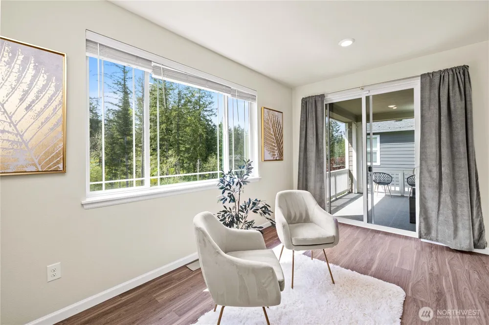 32943 Ash Avenue SE Black Diamond, WA 98010