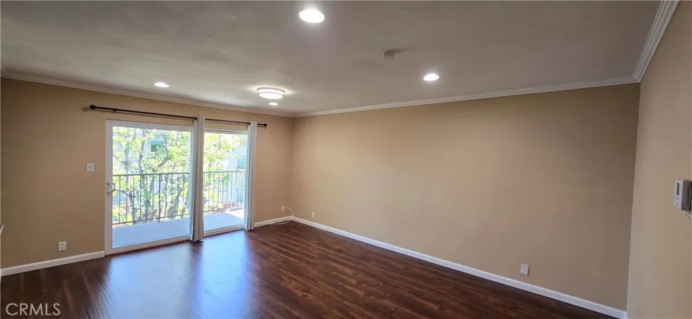 400 ACACIA AVENUE Fullerton, CA 92831