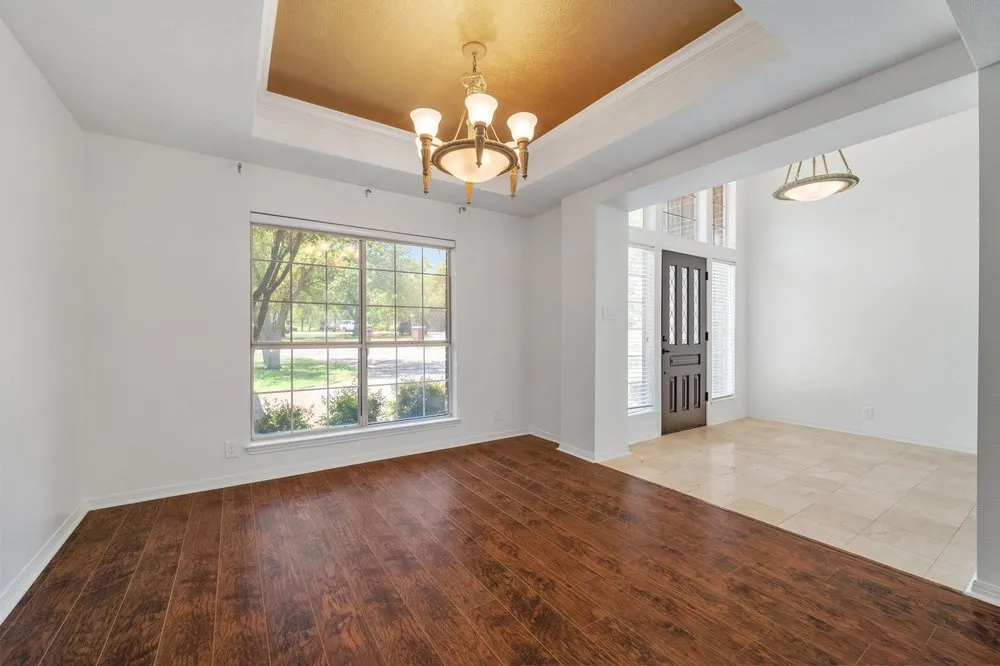 209 El Rio Drive Lakeway, TX 78734