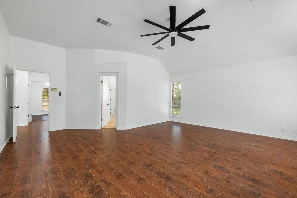 209 El Rio Drive Lakeway, TX 78734