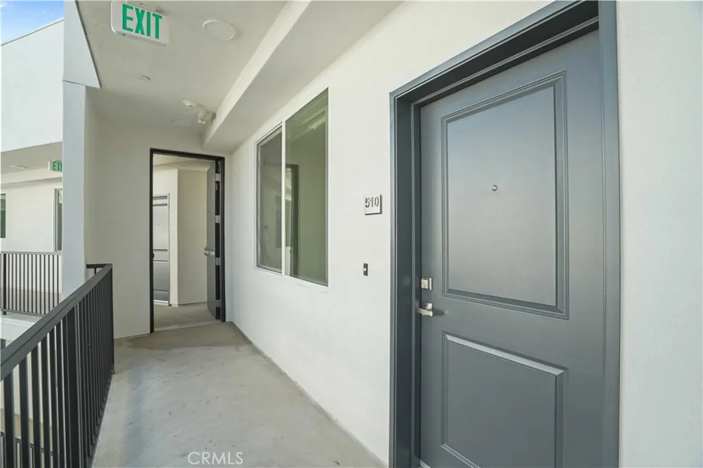 8750 Sepulveda Boulevard #410 North Hills, CA 91343