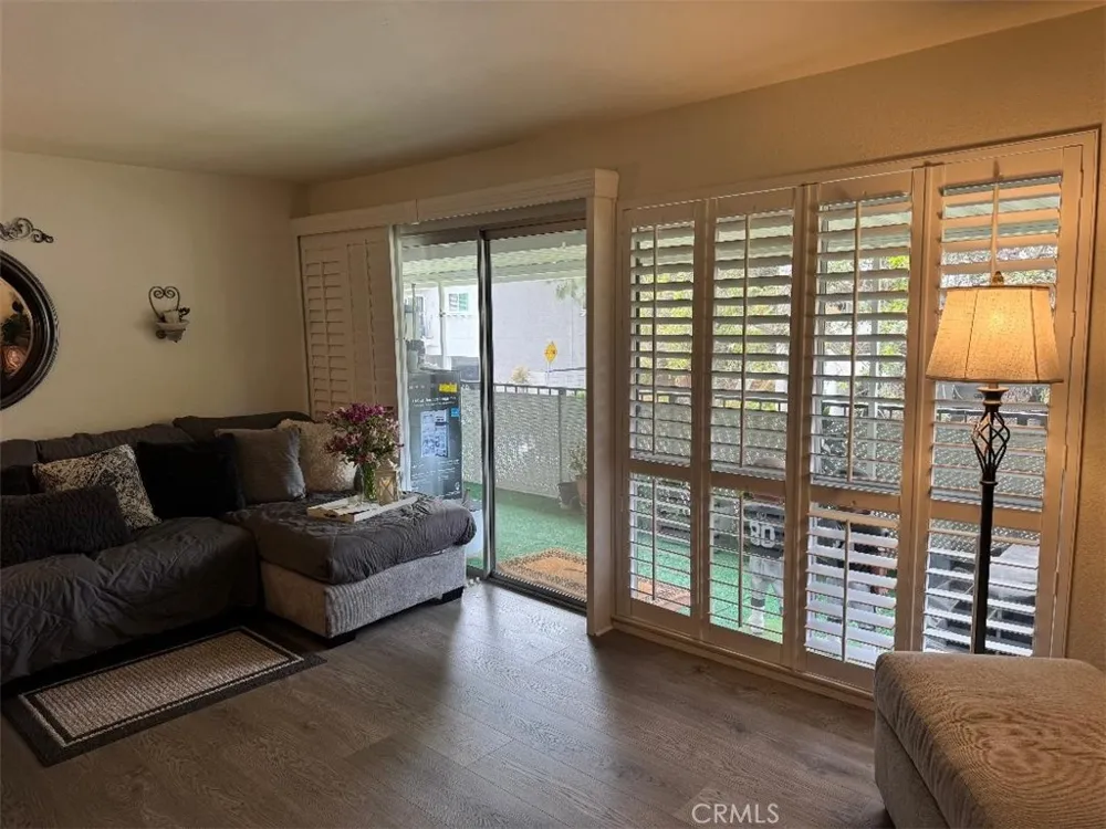 2260 Via Puerta #P Laguna Woods, CA 92637